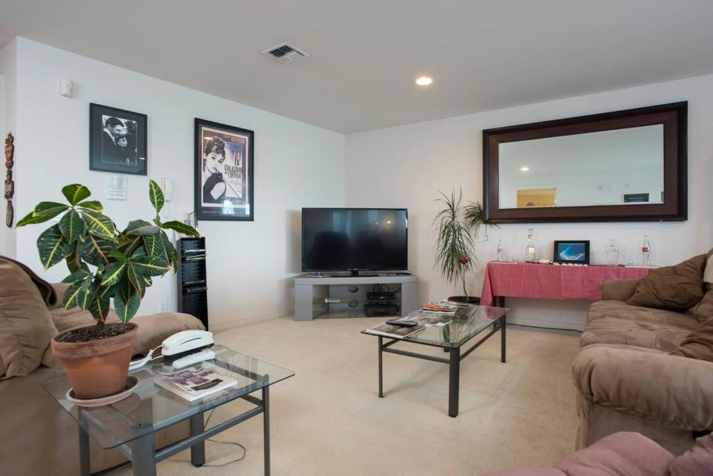 Luxury Waterfront Bed & Breakfast